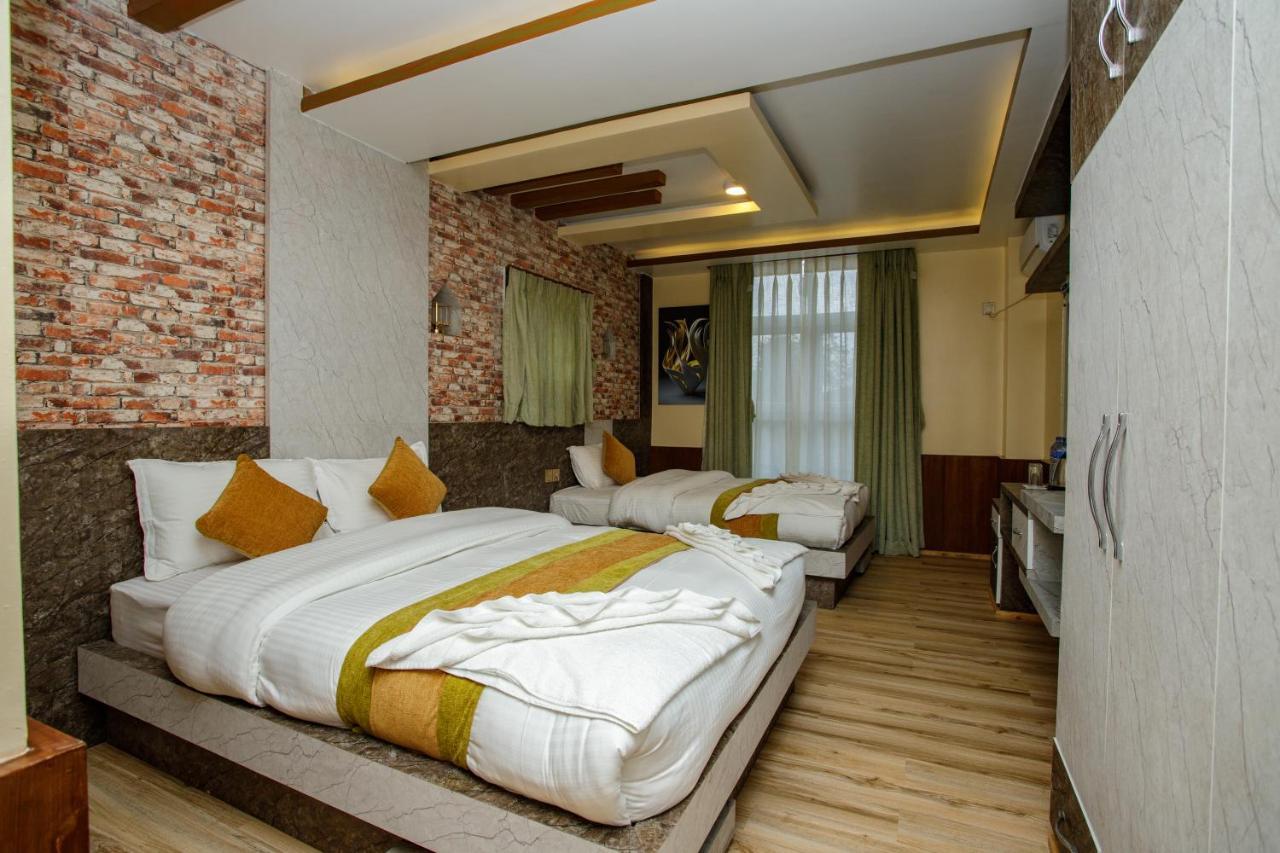 Gauri Shankar Hotel Нагаркот Экстерьер фото
